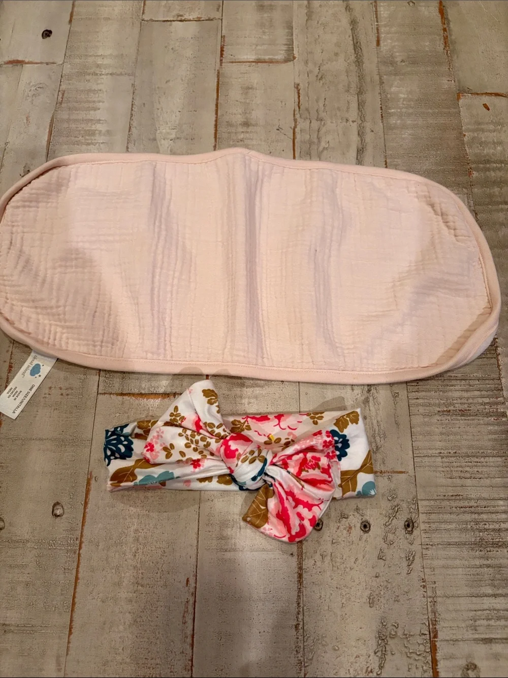 Carter’s 6 Piece Newborn Baby Girl Bundle